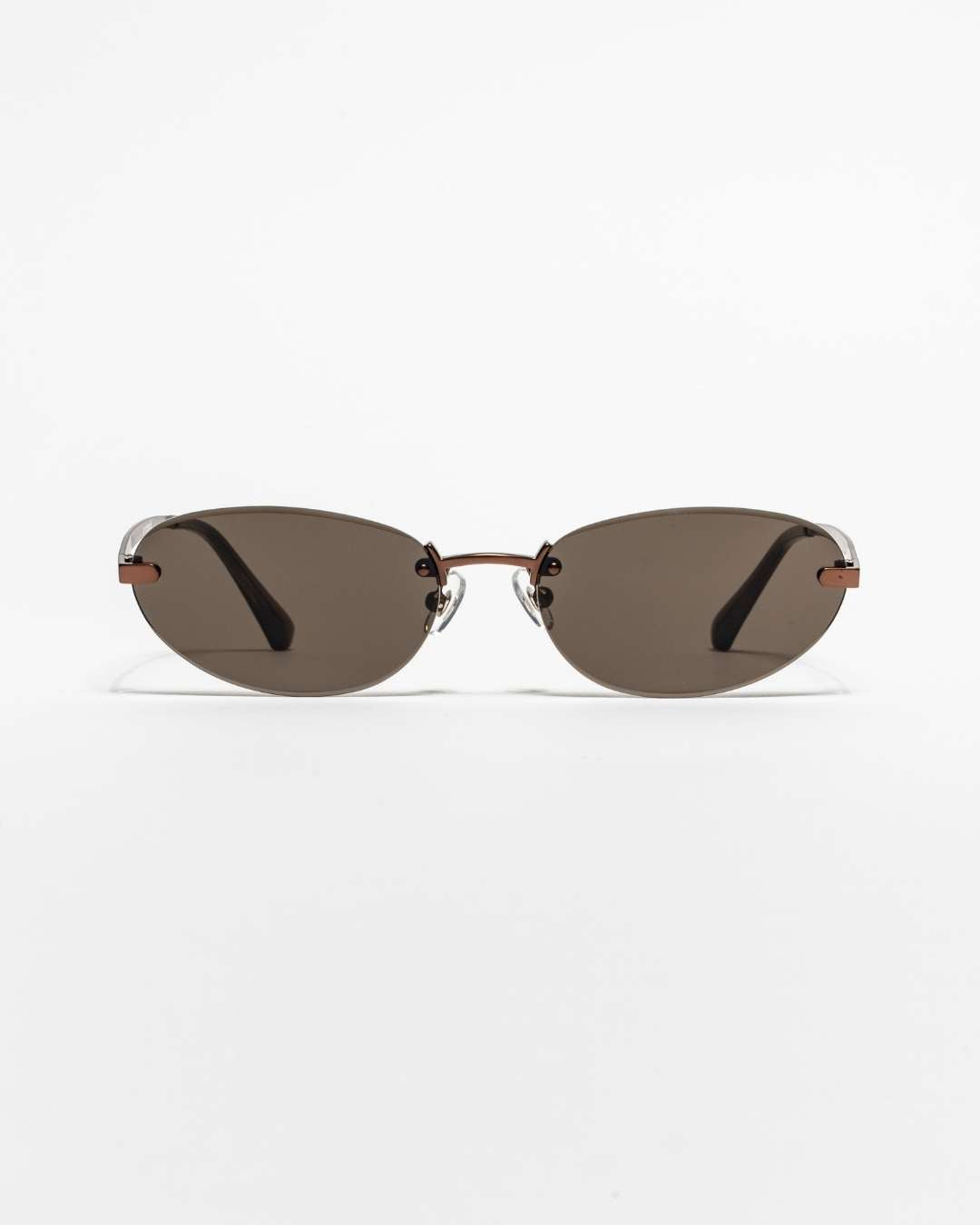 eyewear for oval faces | flattering glasses & frames | iamtrend