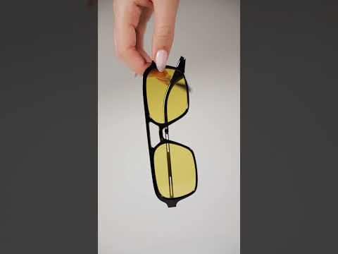 iamtrend tiyana polarised sunglasses with a black frame and yellow tinted lenses